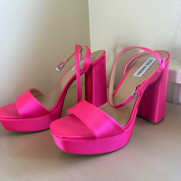 Steve Madden - Hot Pink Satin Platform Heel - Picture 2 of 10